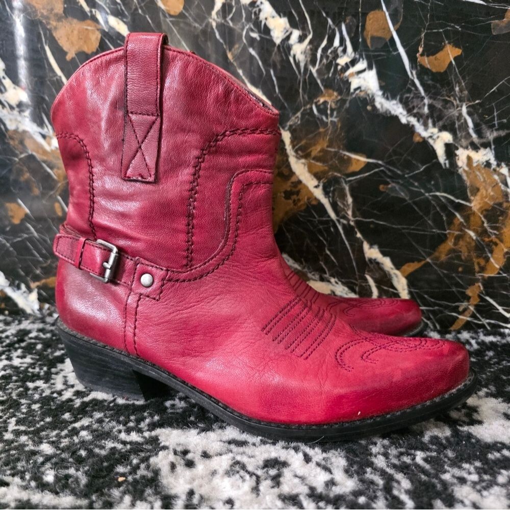 Franco Sarto Waco Red Leather Cowboy Ankle Bootie Boots Sz 7.5M